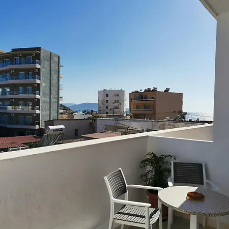 Small Apartment Rhodes City Exterior foto